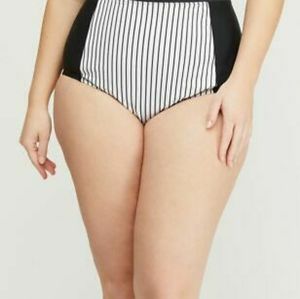 Cacique swim bottom with tags size 24